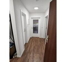 Helle 3-Zimmer-Wohnung mit Balkon, Garage & Stellplatz in ruhiger - Blaufelden