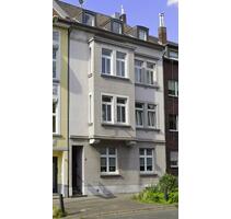 Altbaucharme auf 108qm - Renovierungskosten trägt Eigentümer - Oberhausen Alt-Oberhausen