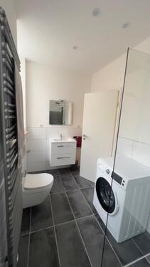 Foto - Sorgenfrei - Voll möbliertes Zimmer in 5er WG zentral in Heilbron