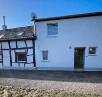 Einfamilienhaus Raum Zülpich - 199.000,00&nbsp;EUR Kaufpreis, ca.&nbsp; 130,00&nbsp;m&sup2; in Zülpich (PLZ: 53909)
