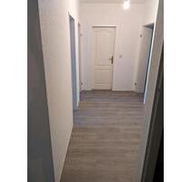 Schöne drei Zimmer Wohnung mit Garage in Findorff - Bremen Gröpelingen