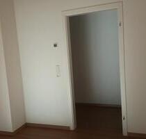 schöne 3-Zimmer-DG-Wohnung mit Balkon in ruhiger Lage - Weißbach