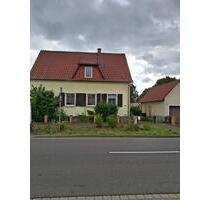 Freistehendes Einfamilienhaus mit Garage - Eilenburg