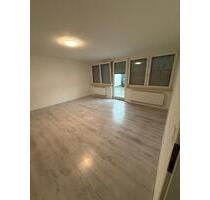 Vermietung – Großzügige 5-Zi.-Whg. mit XXL-Sonnenterrasse - Aalen Attenhofen