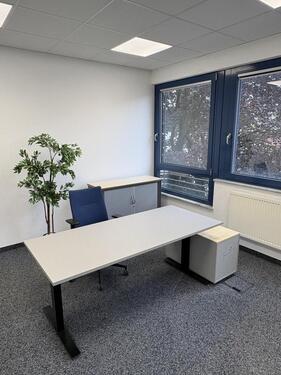 Foto - Schreibtisch + Geschäftsadresse Frankfurt – 250 € all-in, alles inklusive
