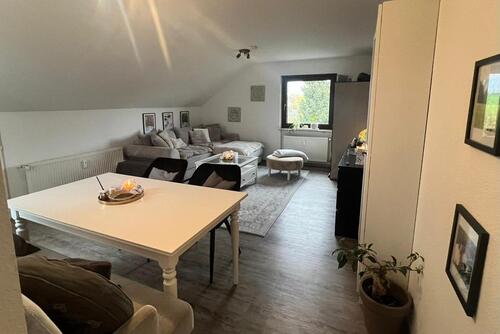 Foto - 2.5 Zimmer Dachgeschoßwohnung zur Miete in Bretzfeld