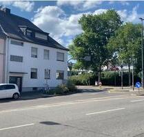 Dreifamilienhaus mit 4 Garagen + Gewerbeopt in Neuwied Heddesdorf