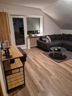 Foto - 2 - Zimmerwohnung i - 850,00&nbsp;EUR Kaltmiete, ca.&nbsp; 65,00&nbsp;m&sup2;