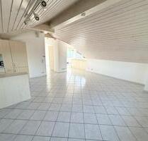 Wohnung mit drei Zimmern sowie Balkon und EBK in Oberriexingen