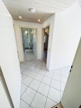 Foto - 3 Zimmer Dachgeschoßwohnung zur Miete in Oberriexingen