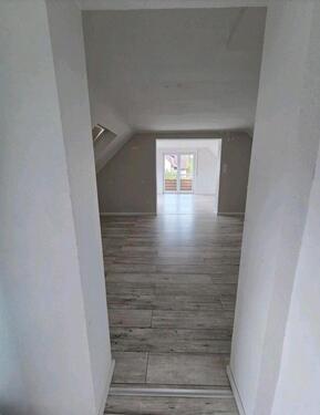 Foto - Helle 3-Zimmer-Dachgeschosswohnung