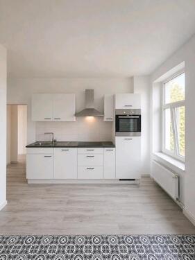 Foto - Frisch renovierte 4-Zimmer-Wohnung in Schwerin Paulstadt
