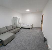 Befristete 1-Zimmer-Wohnung (März - April 2026) in Lichtenberg - Berlin