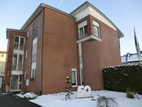 Foto - Maisonette-Wohnung mit Garten und einem Kfz-Stellplatz Bauj. 2000