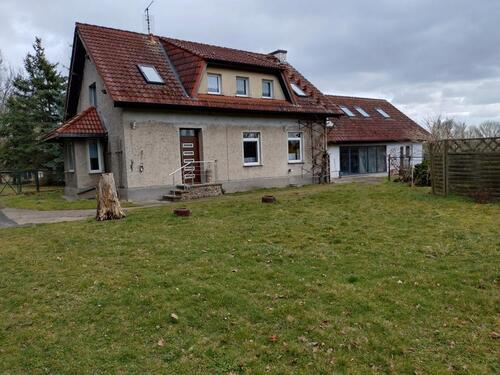 Foto - Mehrgenerationhaus mit großem Garten in Ortsrandlage