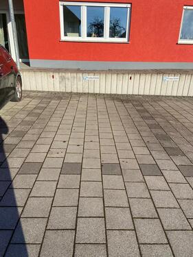 Foto - Außenstellplatz Pkw in 36100 Petersberg