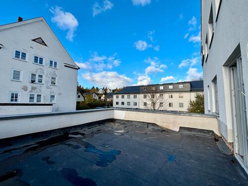 Foto - Borna * ERSTBEZUG * Balkon + Terrasse * 01.12.2025