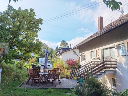 Foto - 2-Zimmer-DG-Wohnung mit Balkon & Blick ins Grüne – ab 01.04.2026