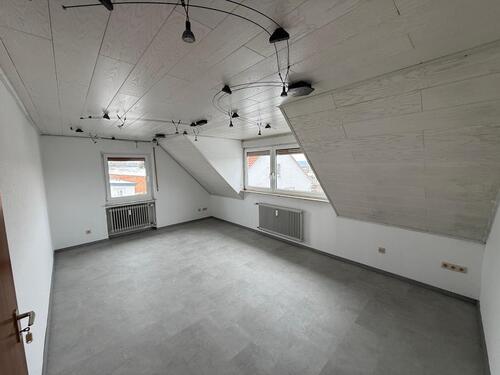 Foto - Gepflegte 5 Zimmer Wohnung in Linden Leihgestern Küche Zentral