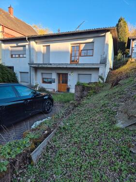 Foto - 1-2 Familienhaus in Eppelborn ca. 180 m² - renovierungsbedürftig