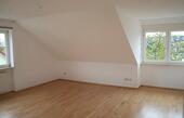 Foto - Top gepflegte 3-Zimmer DG-Wohnung mit EBK und Balkon