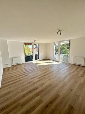 Foto - Erstbezug nach hochwertiger Sanierung: Stilvolle 3-Zimmer WHG mit unmittelbarer Elbnähe & 3-Balkonen