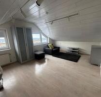 Dachgeschoss - 950,00&nbsp;EUR Kaltmiete, ca.&nbsp; 70,00&nbsp;m&sup2; in Hanau (PLZ: 63456) Groß-Steinheim