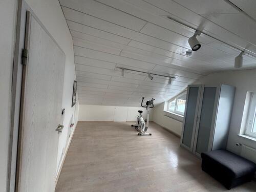 Foto - 3 Zimmer Dachgeschoßwohnung zur Miete in Hanau