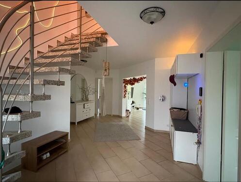 Foto - 6 Zimmer Einfamilienhaus zum Kaufen in Altenkirchen (Westerwald)
