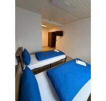 Wohnung 6 Betten Küche Bad Parkplätze inkl. - Fürth Eigenes Heim