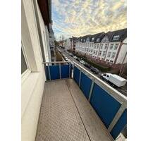 Günstige 2-Zimmer mit Balkon, Laminat und Dusche in guter Lage - Chemnitz Kapellenberg