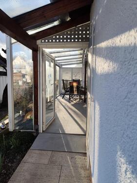 Foto - Seniorengerecht & ebenerdig: 2,5 Zi. mit teiloffenem Wintergarten in Backnang-Waldrems