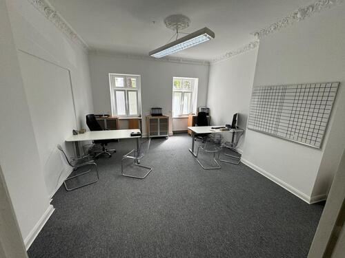 Foto - ZWEI BÜROS RÄUME ZU VERMIETEN - 850,00 EUR Kaltmiete,