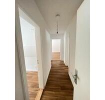 Kleine, bezahlbare 3-Zimmer-Wohnung im Stadtteil Rude frei! - Flensburg Falkenberg