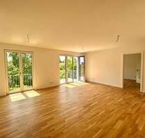 Lichtdurchflutet & Modern: Neubauwohnung mit Balkon, Aufzug & Tiefgarage - Magdeburg Leipziger Straße
