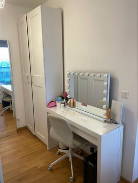 Foto - Helles Appartement mit Einbauküche und Dachterrasse ab 01.11.2025 8300 354