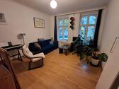 Foto - Geräumiges Zimmer zur Büronutzung