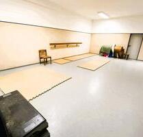 Gymnastikraum zu vermieten - 550,00&nbsp;EUR Kaltmiete, ca.&nbsp; 86,00&nbsp;m&sup2; in Köln (PLZ: 51061) Mülheim