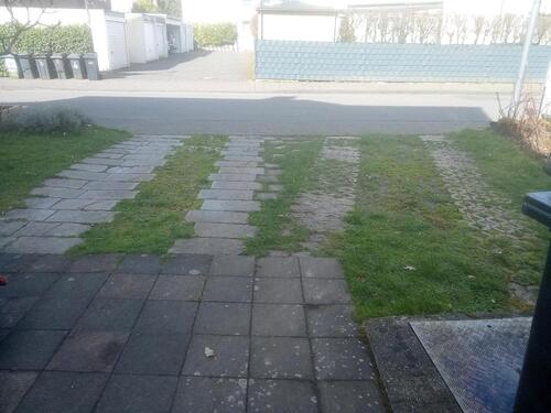 Foto - Pkw Stellplatz - 40,00&nbsp;EUR Miete,