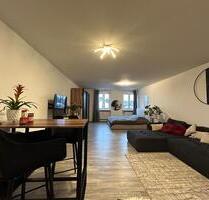 Charmante und gepflegte Wohnung – in zentraler Lage - Geisenhausen