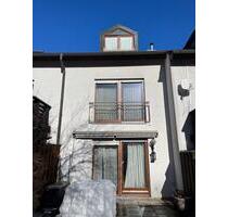 Reihenmittelhaus mit Potenzial in Top-Lage Starnberg – 800 m zum