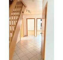 Wohnung mit Balkon, neuer Küche & Bad in Kassel-Niederzwehren