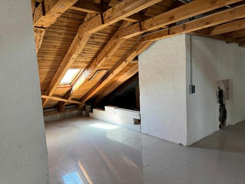 Foto - Dachgeschoßwohnung in München zum Kaufen