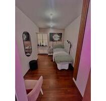 Behandlungsraum zur Untermiete - 80,00&nbsp;EUR Kaltmiete, in Köln (PLZ: 50672) Innenstadt