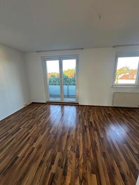 Foto - Sanierte 3-Zimmer-Wohnung Magdeburg - hell, modern & sofort frei