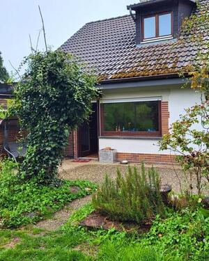 Foto - 5-Zimmer-Haus mit großem Garten, Keller & Garage in Sinsheim