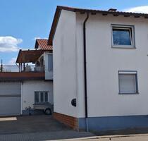 Familienfreundliches 1-2 Familienhaus mit Garage, Hof, Werkstatt - Haßloch
