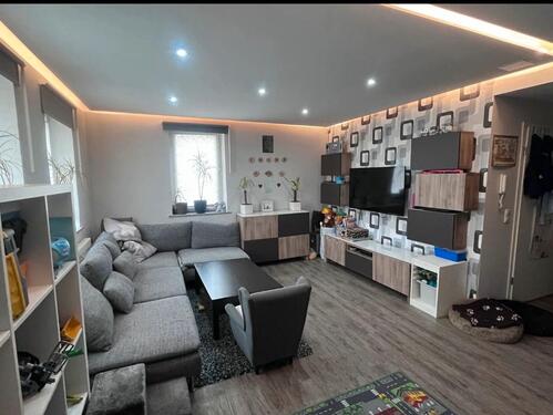 Foto - Renovierte Doppelhaushälfte - 180.000,00&nbsp;EUR Kaufpreis, ca.&nbsp; 102,00&nbsp;m&sup2;