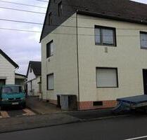 Mehrfamilienhaus mit Nebengebäude Provisionsfrei - Solingen Höhscheid