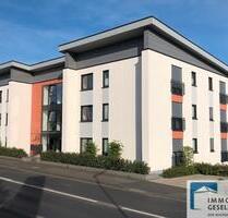 Moderne und attraktive 2-Zimmer-Stadtwohnung im Dachgeschoss mit Personenaufzug! - Altenkirchen (Westerwald)